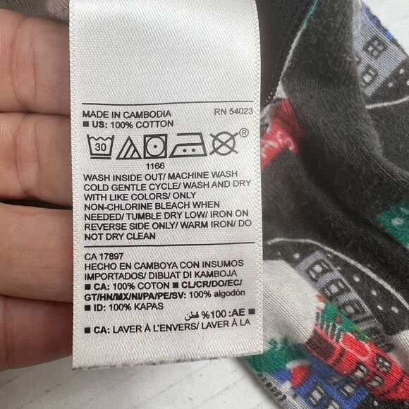 Old Navy Unisex Infant 6-9 Months One Piece Footed Pajamas Snow Globe Christmas - Picture 9 of 10